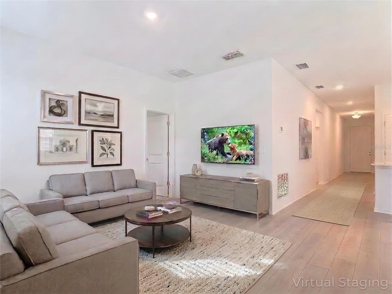 2950 Supermarine Rd - Photo 6 of 41