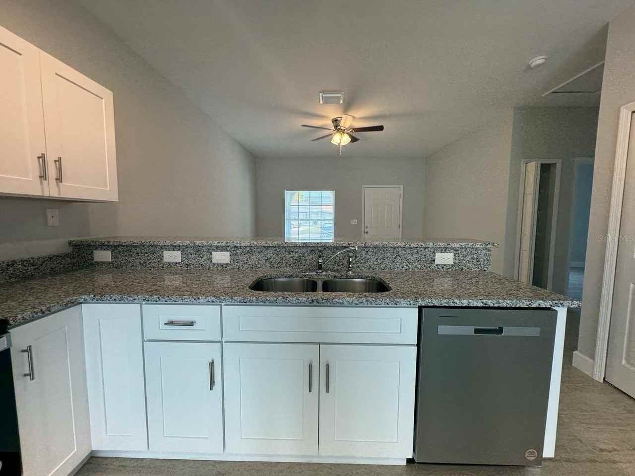 726 Bobcat Ct #B - Photo 7 of 18