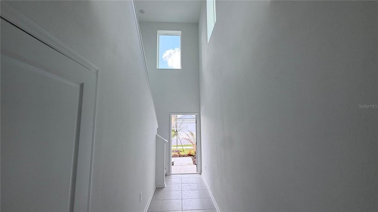 776 Trotters Dr - Photo 4 of 43