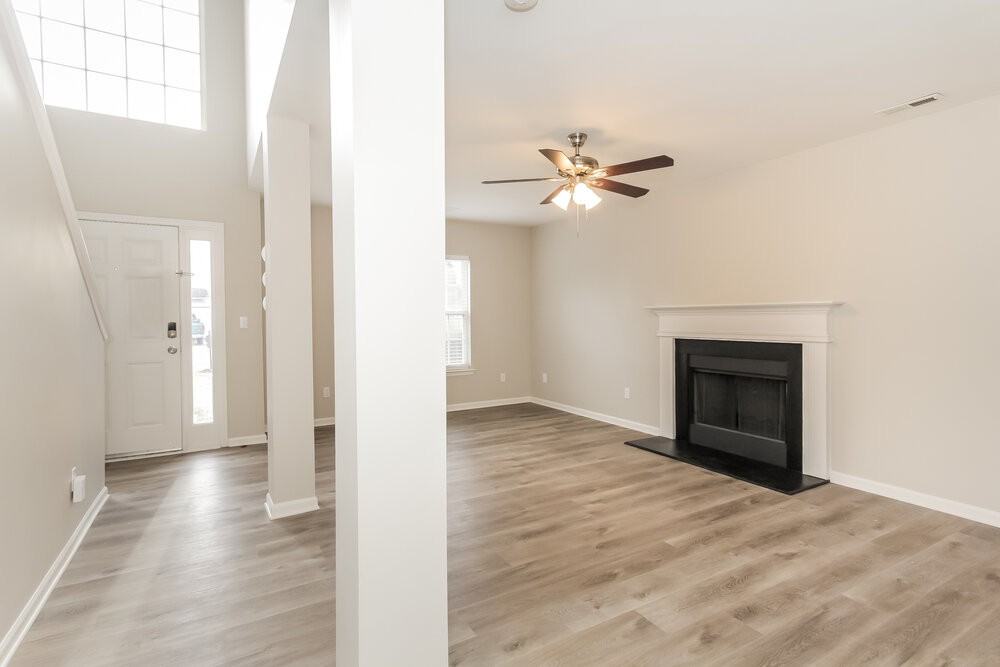 127 Fairmont Cir - Photo 6 of 17