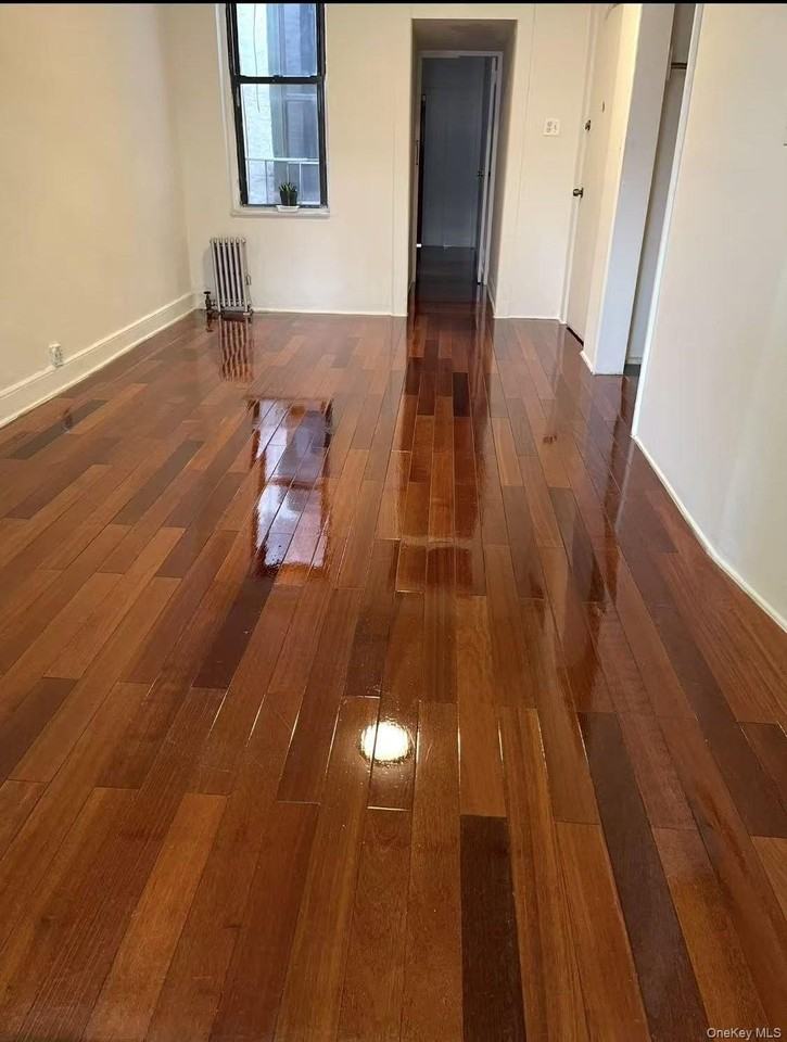 185 Menahan St Apt 3r - Photo 3 of 8