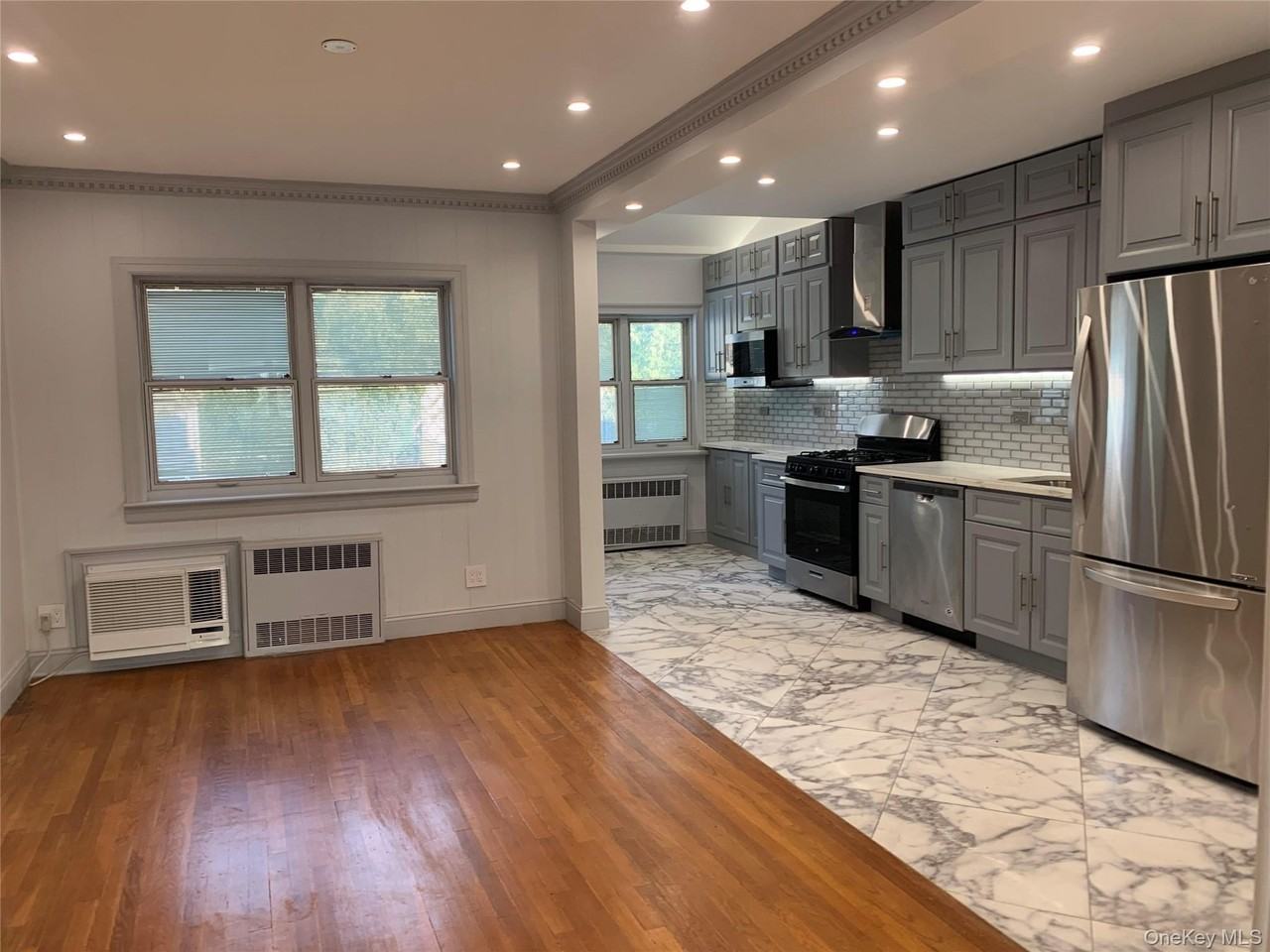 6543 Alderton St - Photo 2 of 5