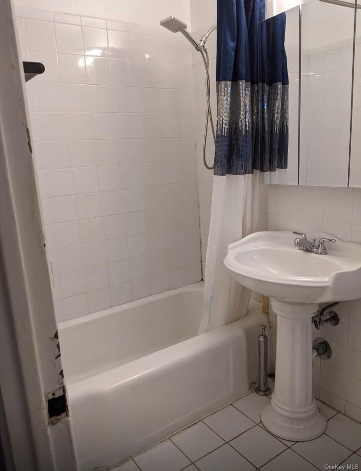 15020 71st Ave Apt 2f - Photo 5 of 6