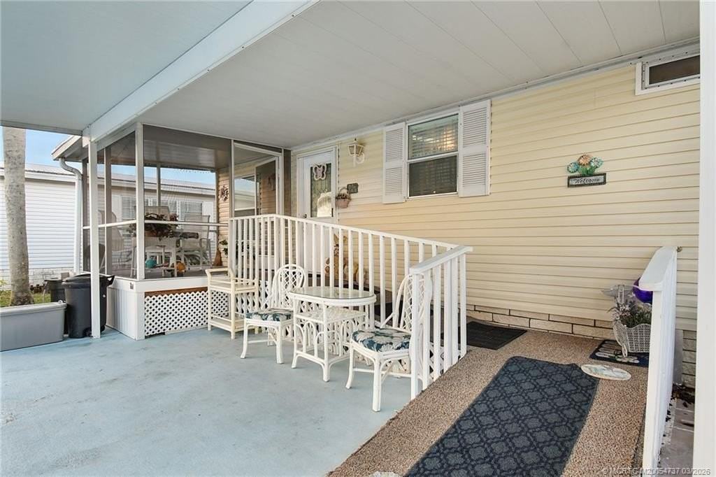 7073 Se Birchwood Ln - Photo 3 of 50