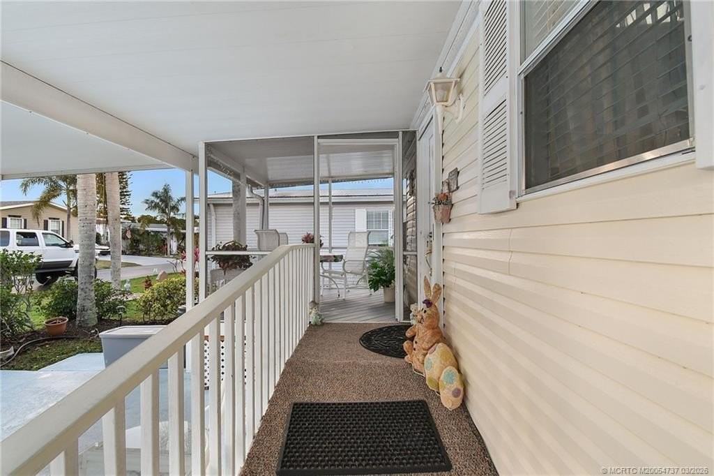 7073 Se Birchwood Ln - Photo 7 of 50