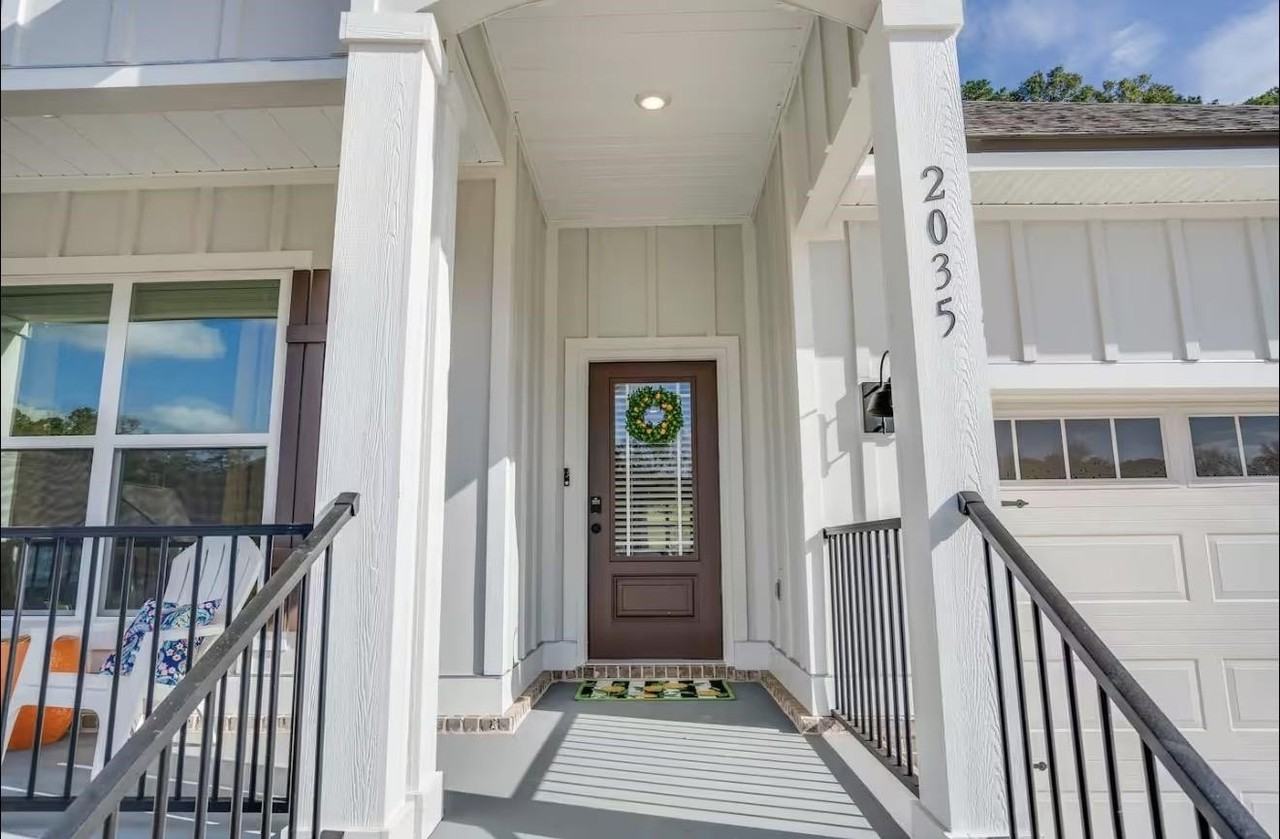 2035 Hansell Hill Dr - Photo 2 of 29