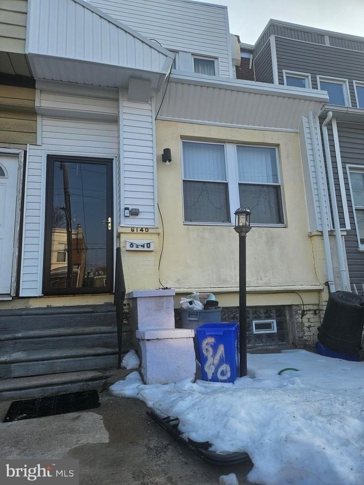 6140 Pine St - Photo 2 of 30