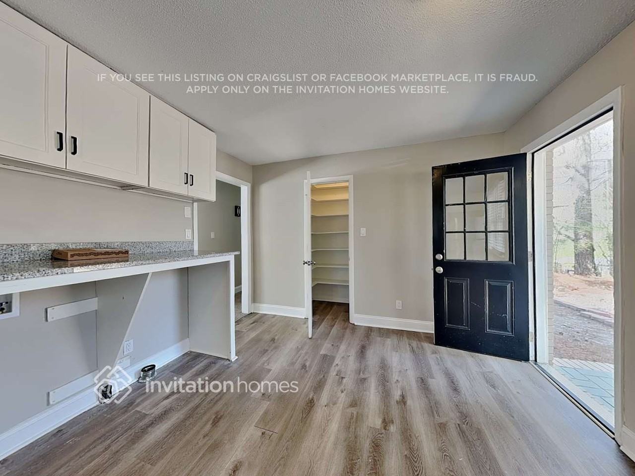 1700 Woodland Rd - Photo 6 of 18