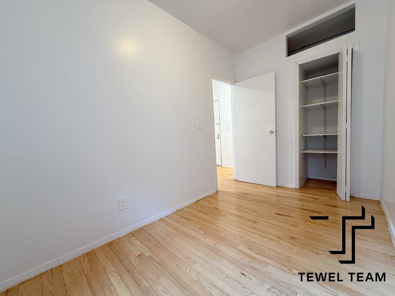 113 West 82 Street - Photo 7 of 11