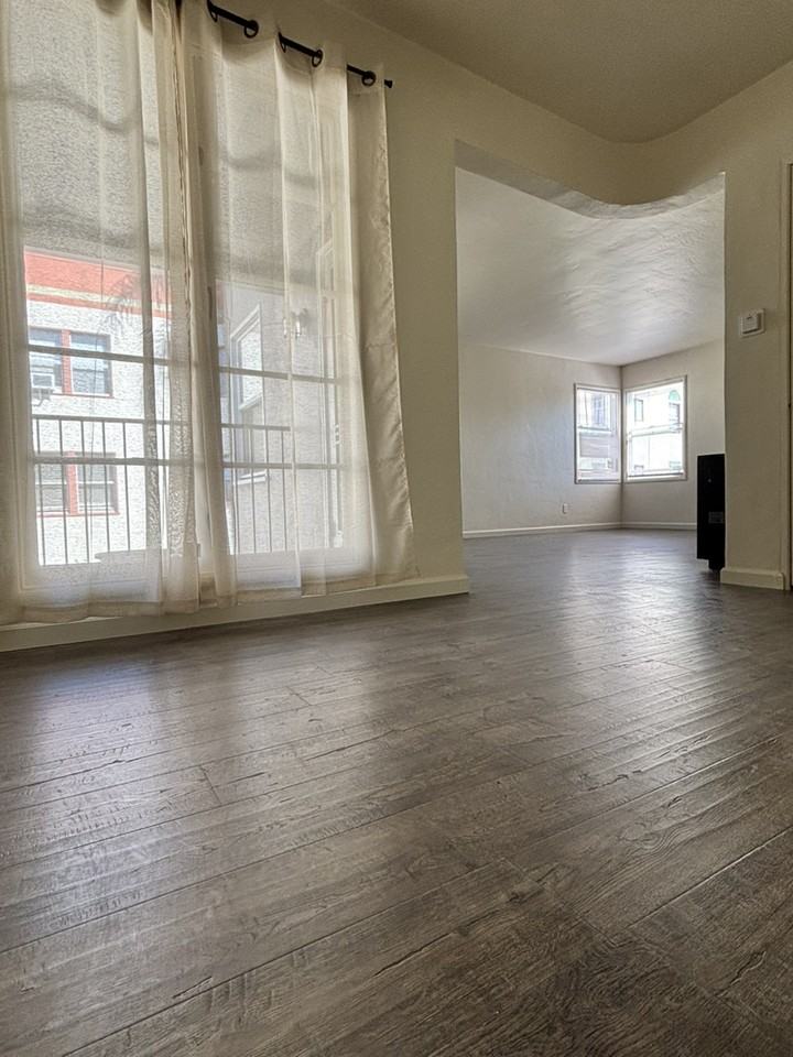 145 Belleview Drive #4 - Photo 5 of 13