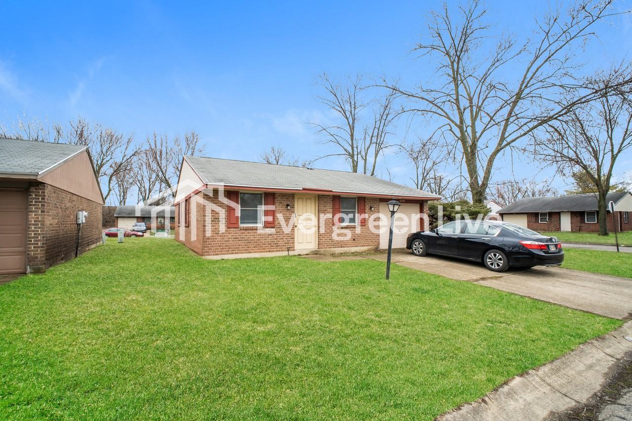 8209 Mount Washington Dr - Photo 2 of 14