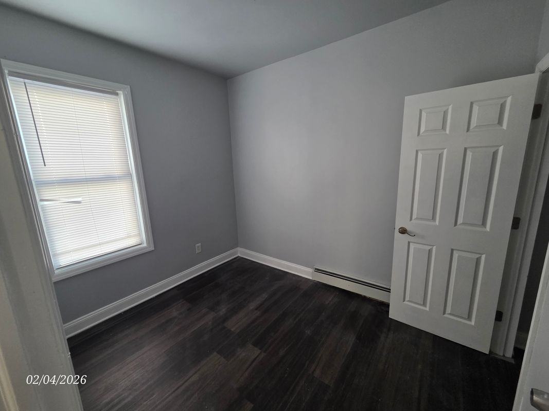 529 14th Ave - Photo 2 of 3