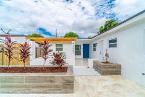 featured image of 6661 Freedom St ##1