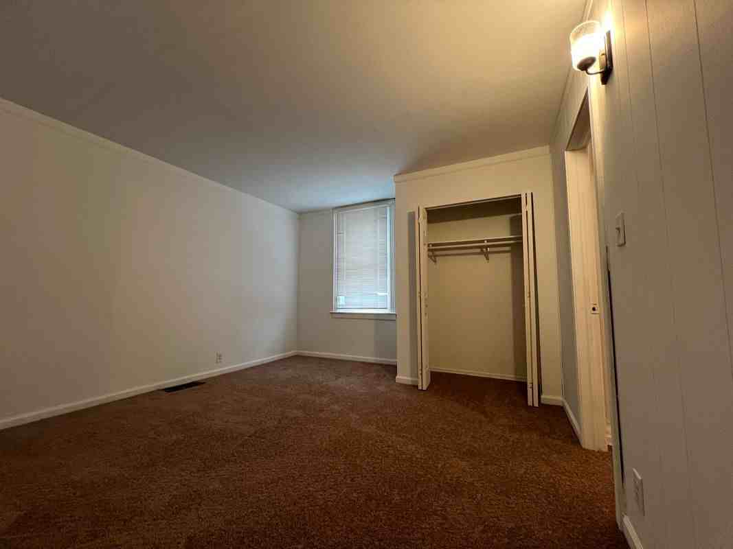 313 Main St ##1 - Photo 5 of 13