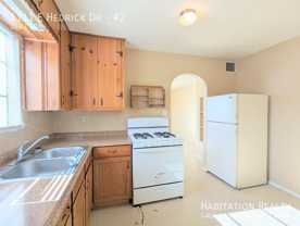 1111 E Hedrick Dr #2 - Photo 1 of 1