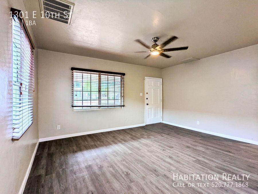 1301 E 10th St - Photo 2 of 19