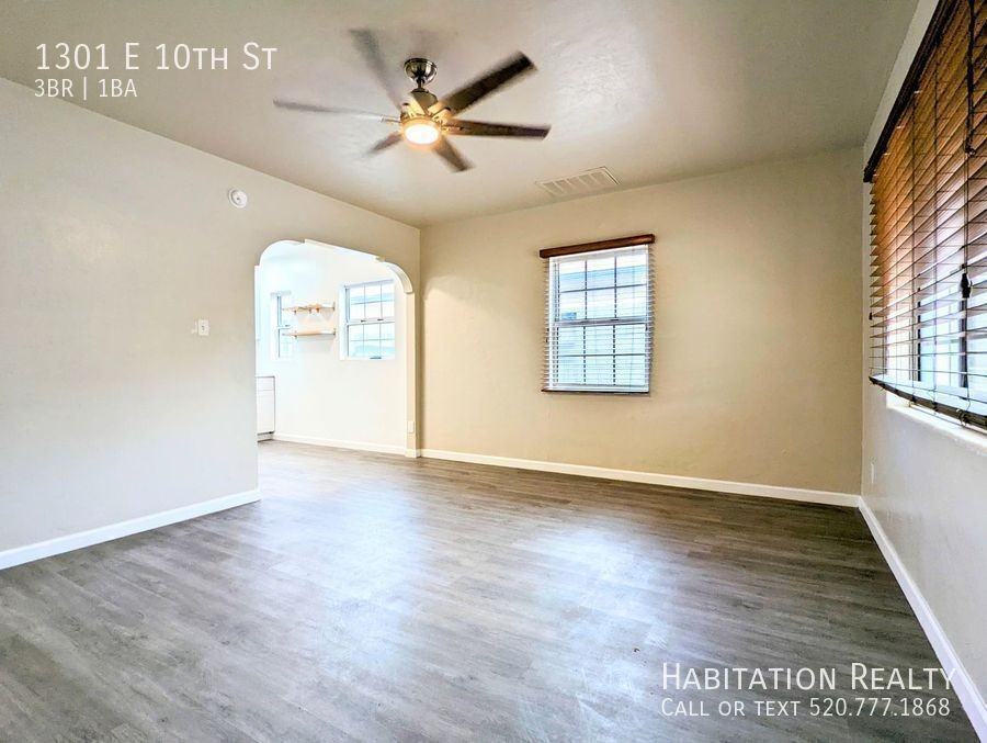 1301 E 10th St - Photo 3 of 19