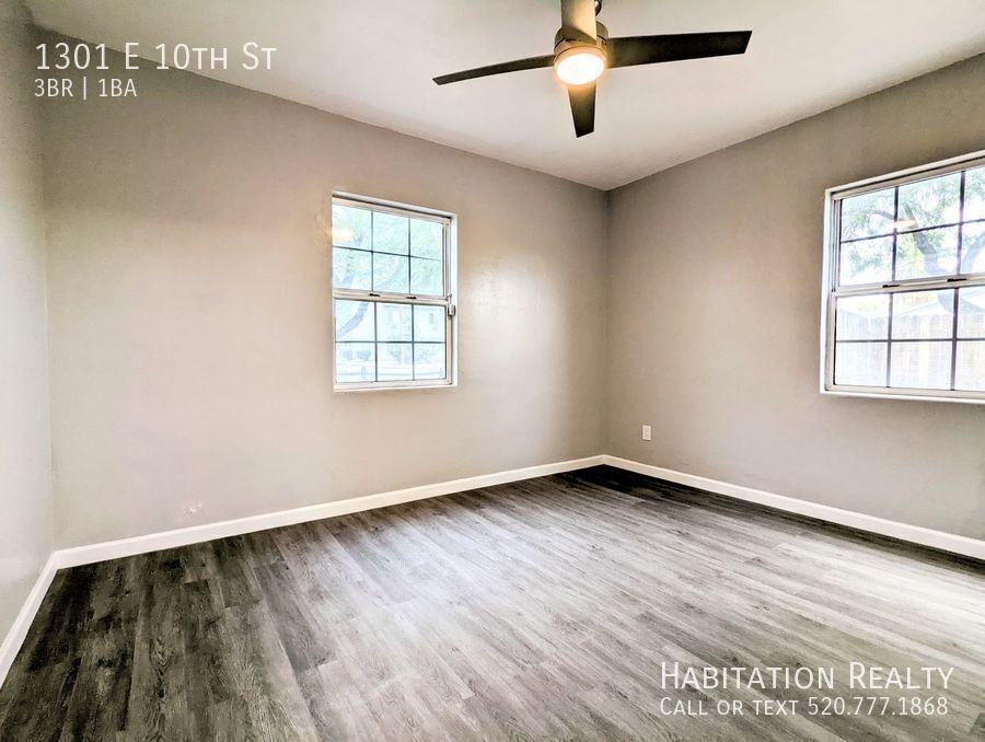 1301 E 10th St - Photo 6 of 19