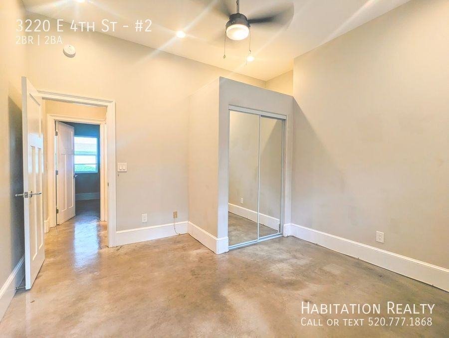 3220 E 4th St #2 - Photo 5 of 19