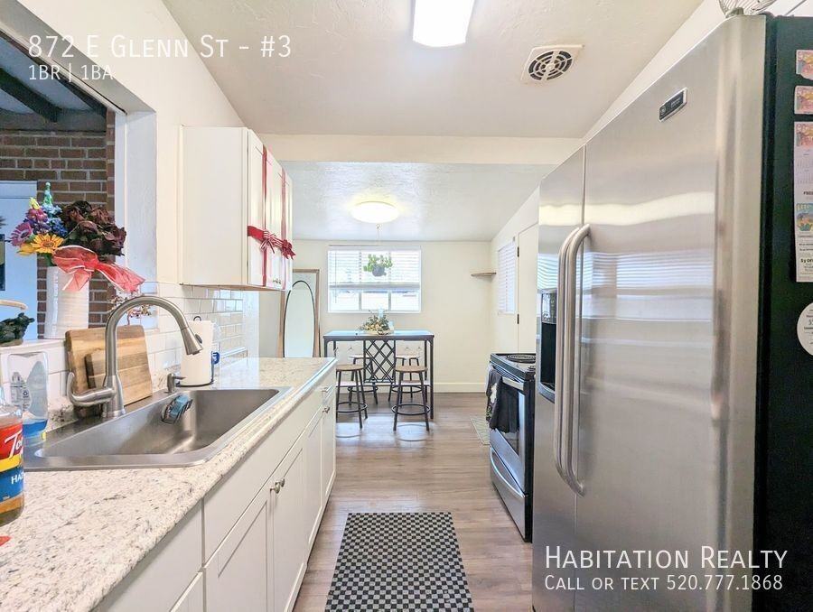 872 E Glenn St #3 - Photo 2 of 16