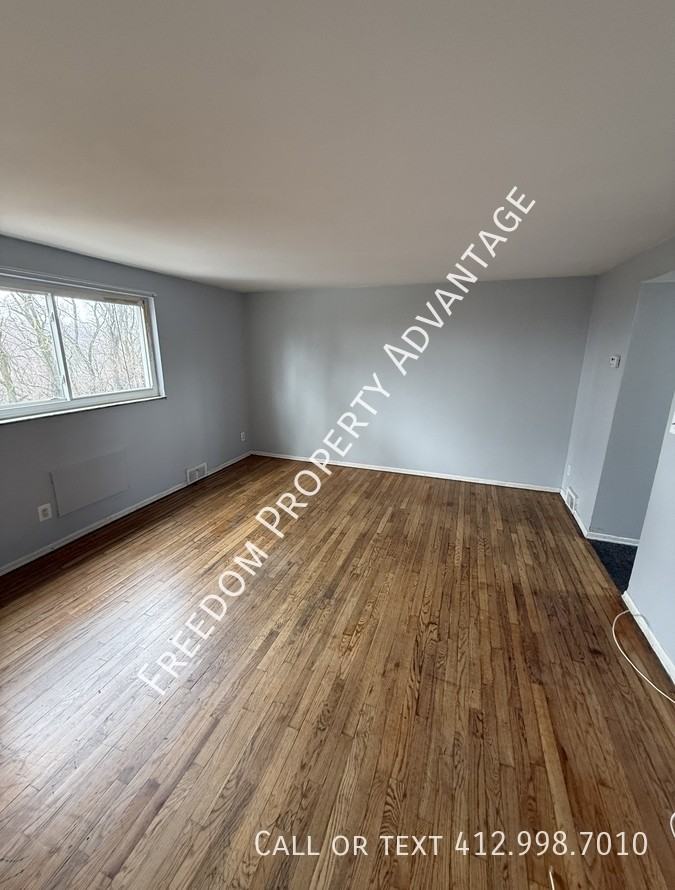 2415 Park Hill Dr - Photo 6 of 9