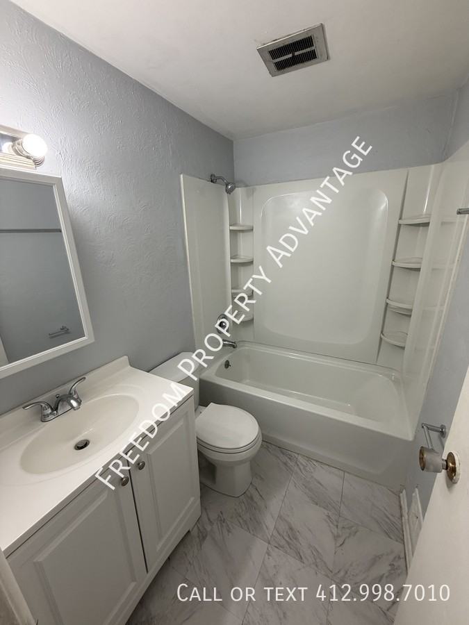 2415 Park Hill Dr - Photo 7 of 9