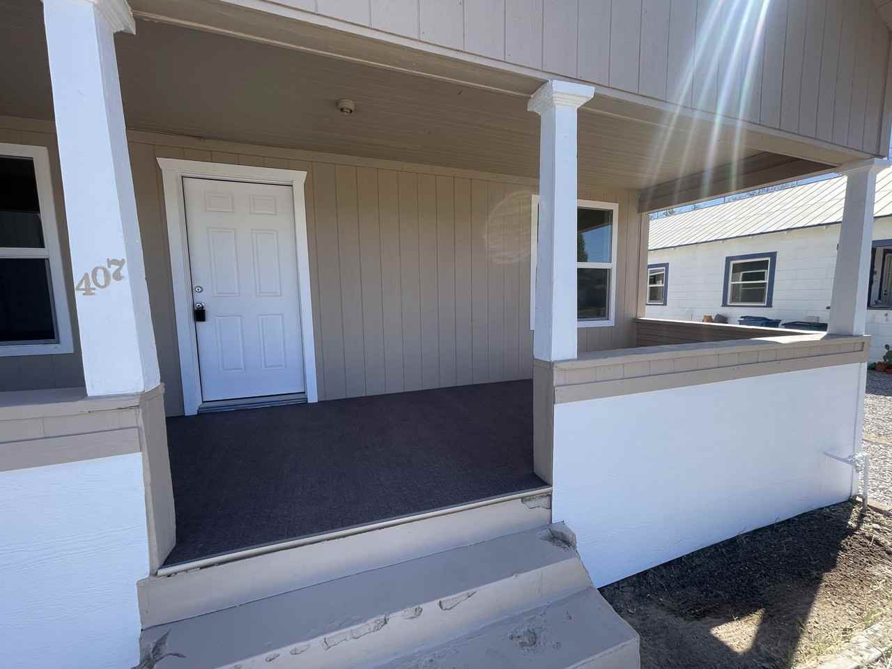 407 La Mesa Way - Photo 4 of 20