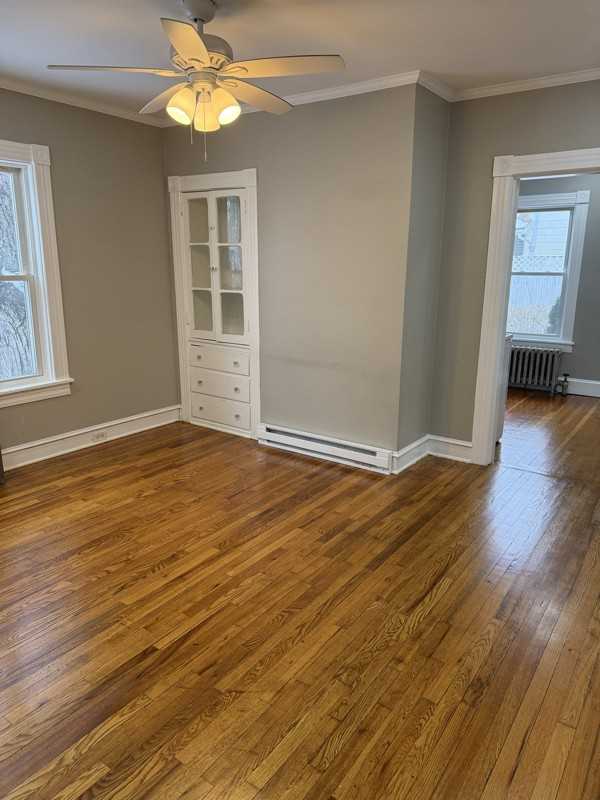 176 Everett St #1 - Photo 2 of 11