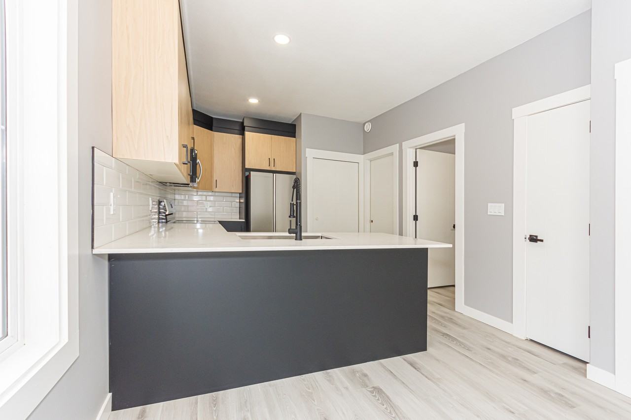 11547 St Albert Trail Nw - Photo 7 of 50