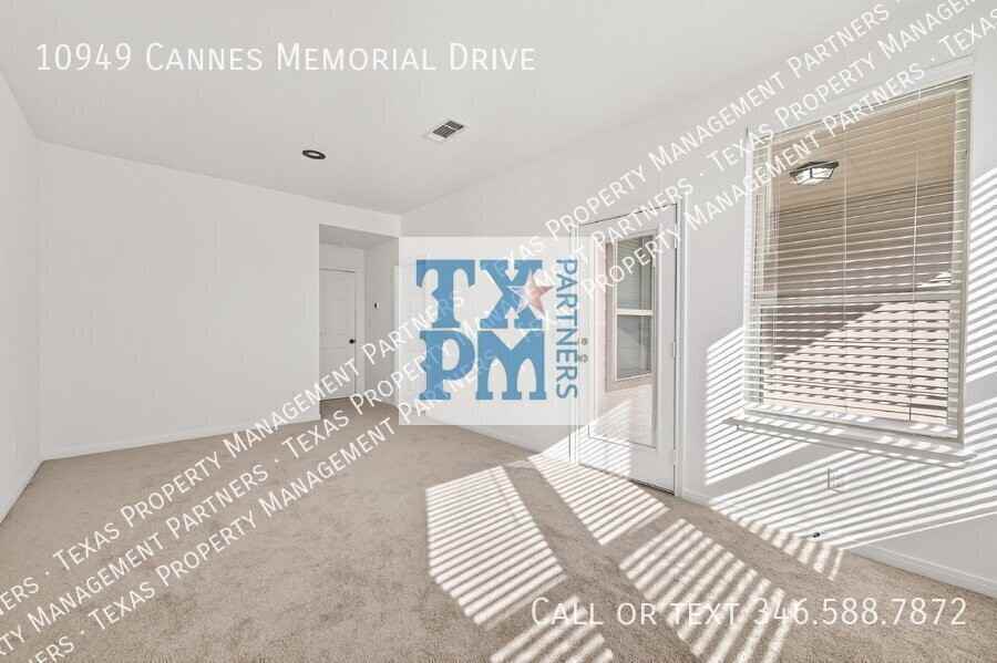 10949 Cannes Memorial Dr - Photo 6 of 48