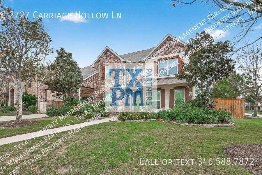 2727 Carriage Hollow Ln - Photo 4 of 50