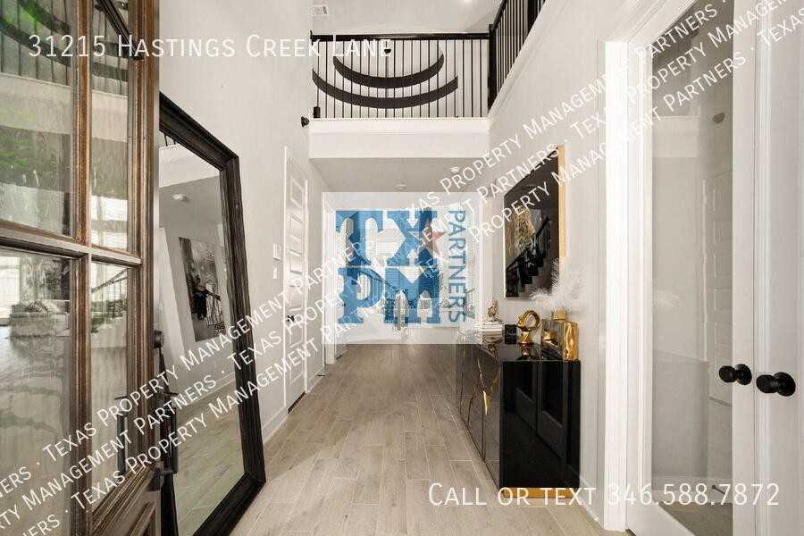 31215 Hastings Creek Ln - Photo 2 of 27