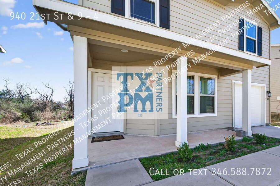 940 21st St & 9 #4 - Photo 7 of 50