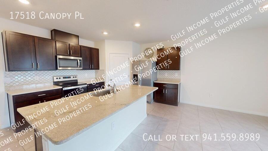 17518 Canopy Pl - Photo 4 of 37