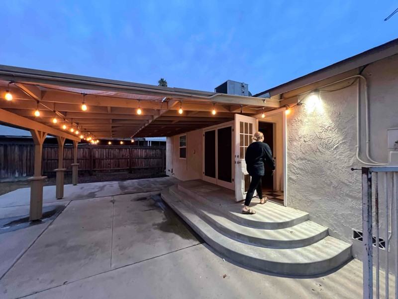 2425 C St - Photo 2 of 13