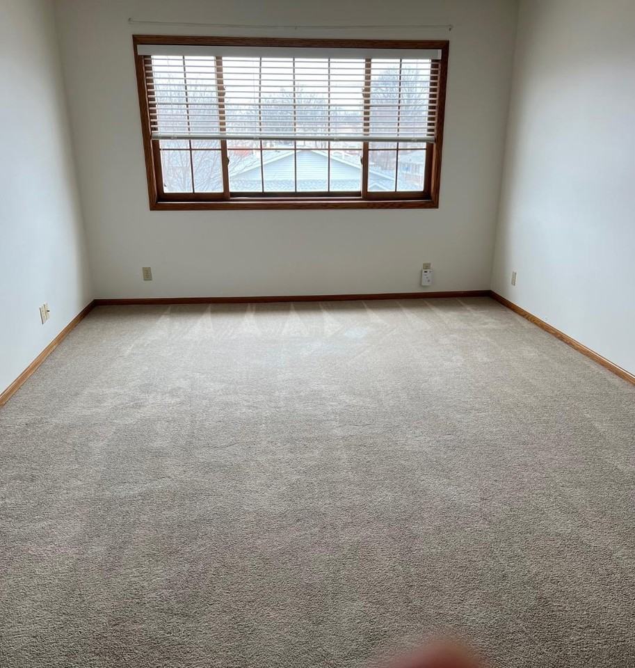 203 S 16th St - Photo 2 of 4