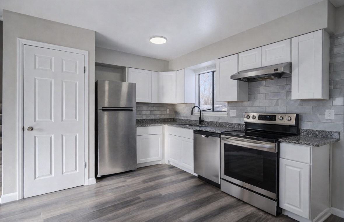 4318 Wendy Ct - Photo 3 of 8