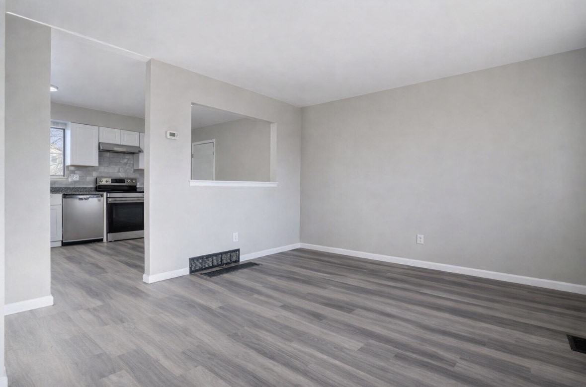 4318 Wendy Ct - Photo 5 of 8