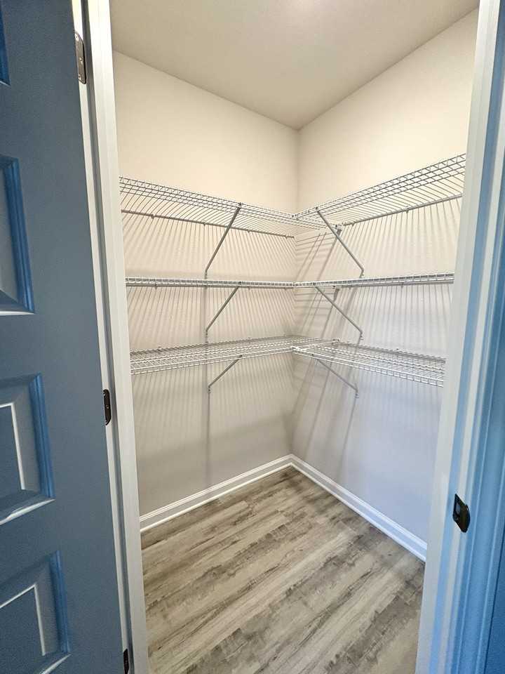 293 Cades Ct - Photo 5 of 27