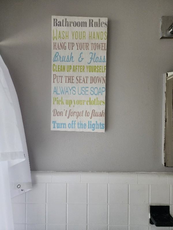 18748 W Chicago St - Photo 3 of 5