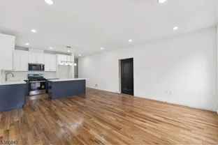 121 Osborne Ter - Photo 1 of 1