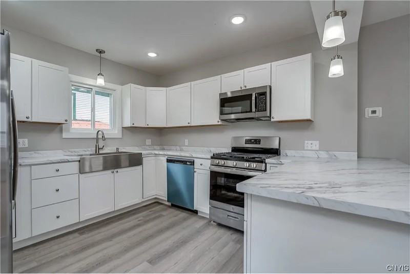 135 N Washington St - Photo 6 of 20