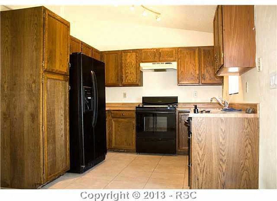 6850 Sagewood Ct - Photo 6 of 9