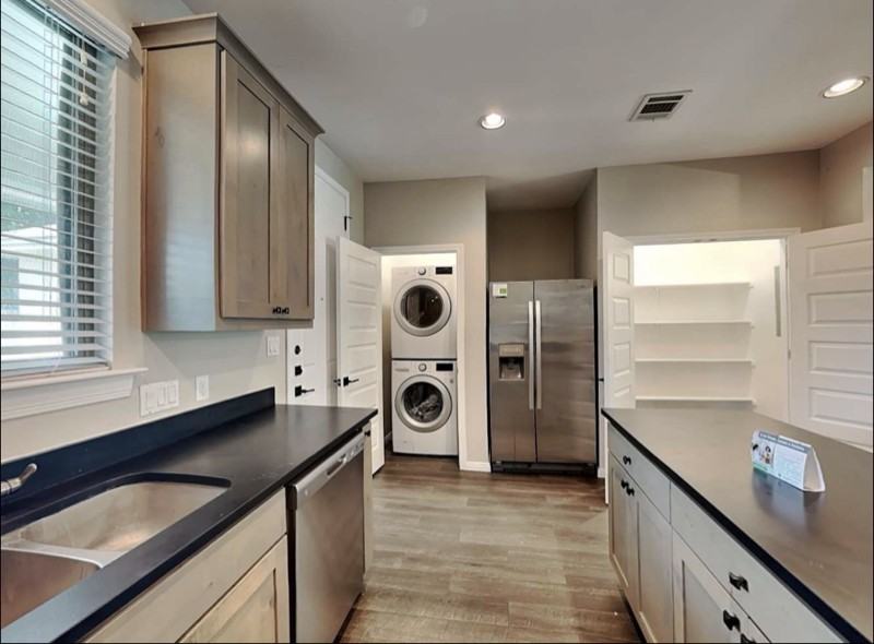 178 Holly St #102 - Photo 6 of 7