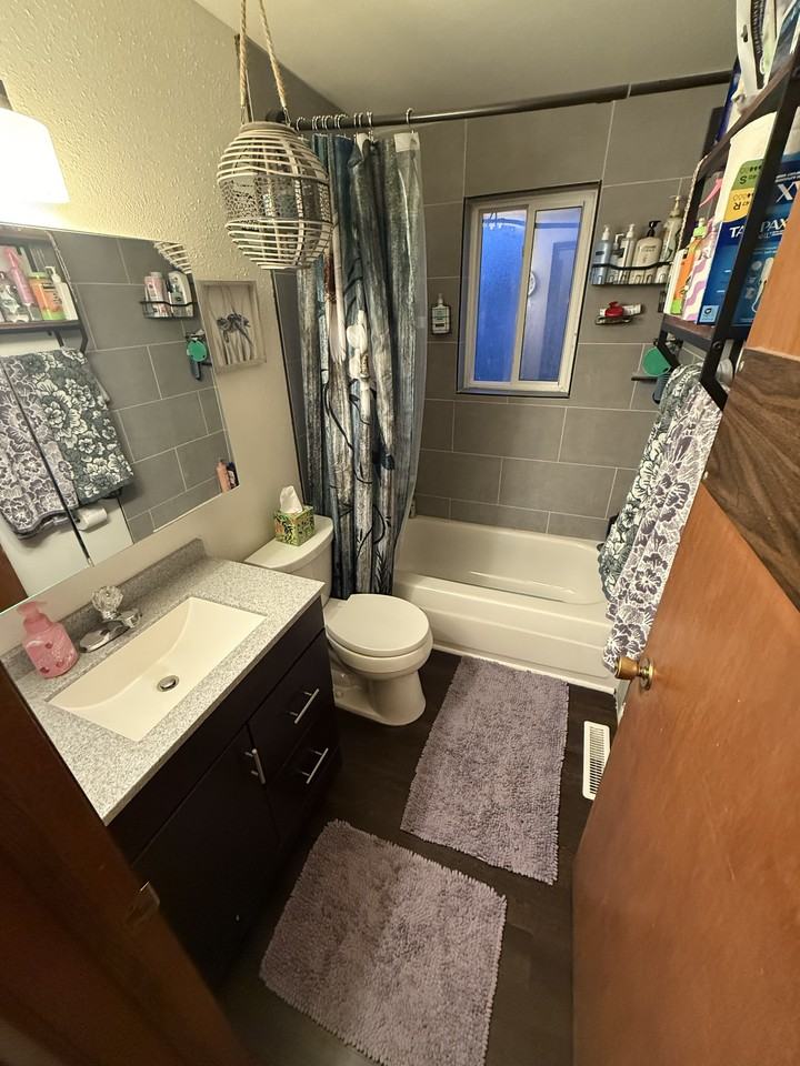 2223 E Joseph Ave #A - Photo 5 of 11