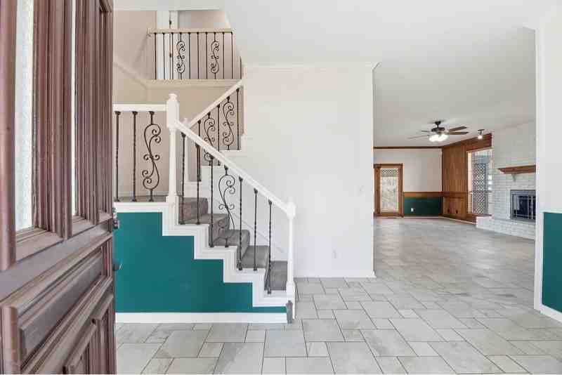 9912 S 107th East Ave - Photo 3 of 15