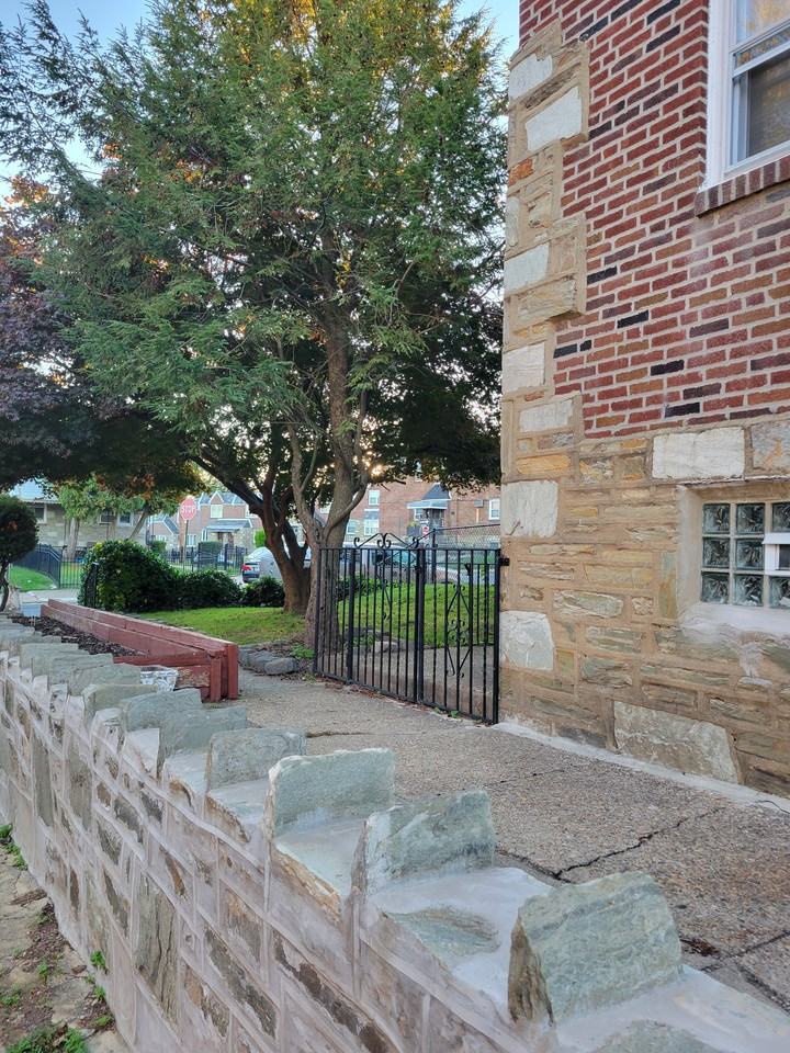 215 E Walnut Park Dr #B - Photo 2 of 13