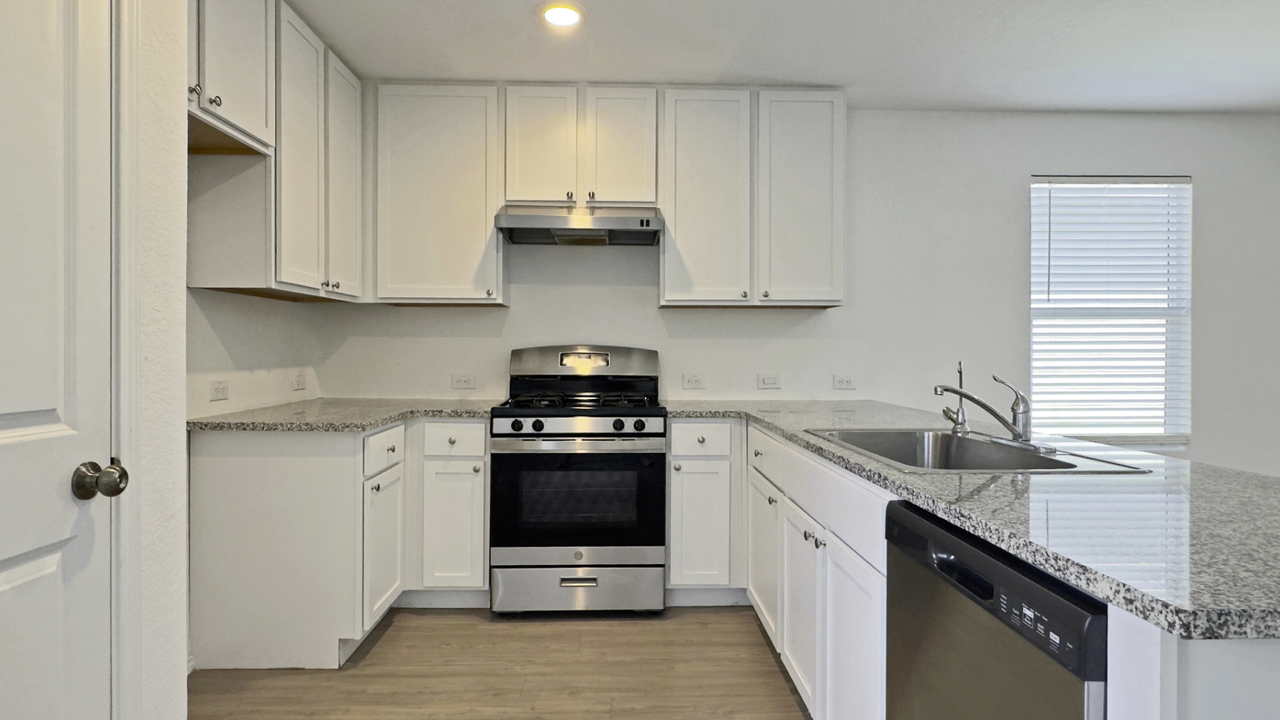 13930 Wool Park - Photo 3 of 11