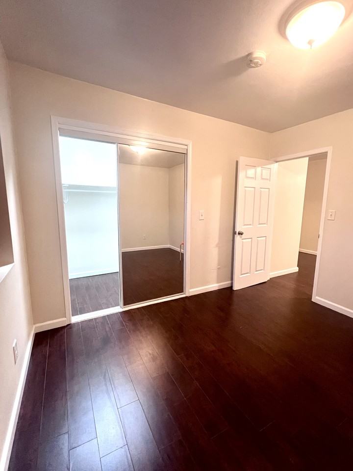 6188 Mesa Ave #2 - Photo 5 of 6