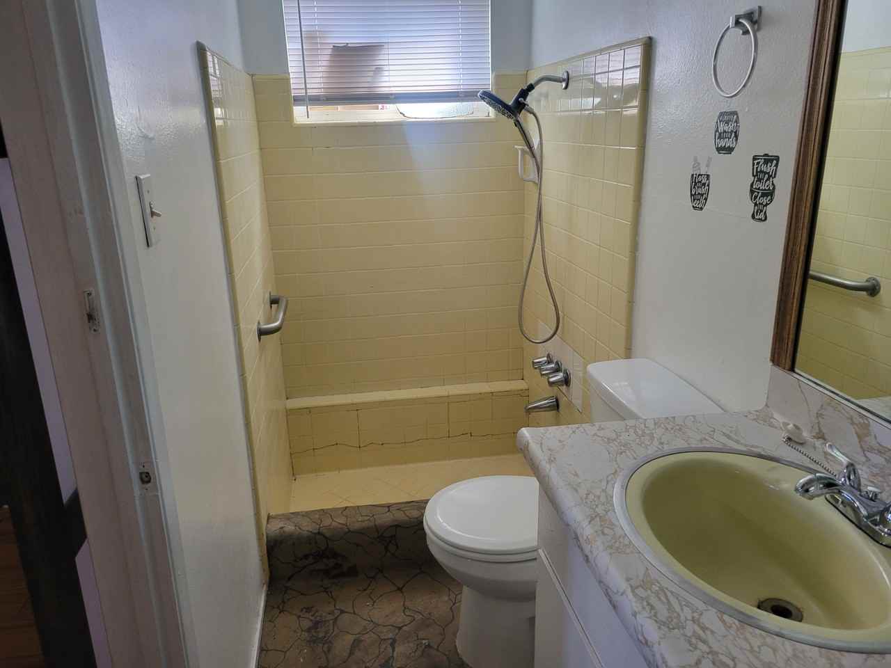 1229 Madison Ave - Photo 3 of 6